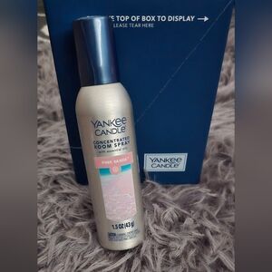 YANKEE CANDLE